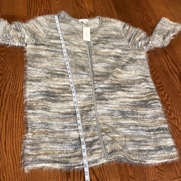 NWT Calvin Klein women’s cardigan knit sweater light 1 hook neck closure fuzzy L - Picture 9 of 10